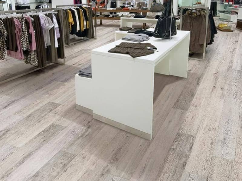Commercial floors from Smiddy's CarpetsPlus COLORTILE in Terre Haute, ID